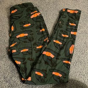 One size Lularoe Halloween leggings